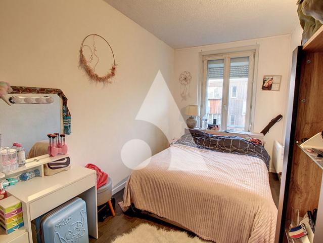 Appartement 1 chambre + bureau à Douai
