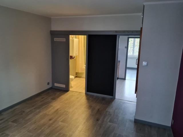 APPARTEMENT 1 CHAMBRE DANS QUARTIER CALME