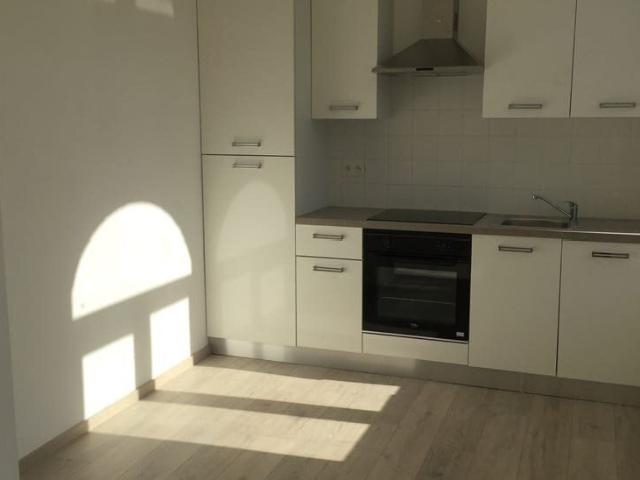 Appartement 1 chambre lumineux à Charleroi