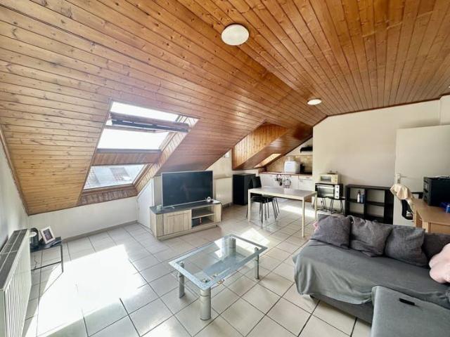Appartement 1 chambre lumineux au 2ᵉ étage