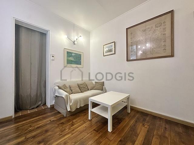 Appartement 1 chambre meublé avec concierge et local à vélos Commerce Paris 15°