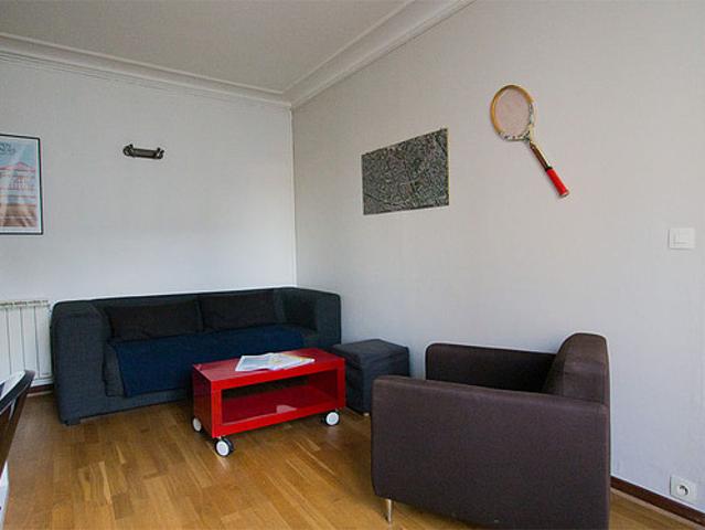 Appartement 1 chambre meublé avec cheminée et concierge Canal Saint Martin Paris 10°