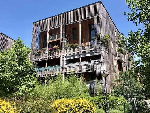 Appartement 1 chambre meublé avec accès handicapé, garage et terrasse Aubervilliers 93300