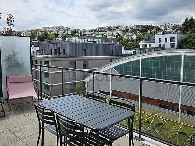 Appartement 1 chambre meublé avec accès handicapé, terrasse et ascenseur St Cloud 92210