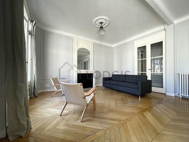 Appartement 1 chambre meublé avec ascenseur, cheminée et concierge Champs de Mars Paris 7°