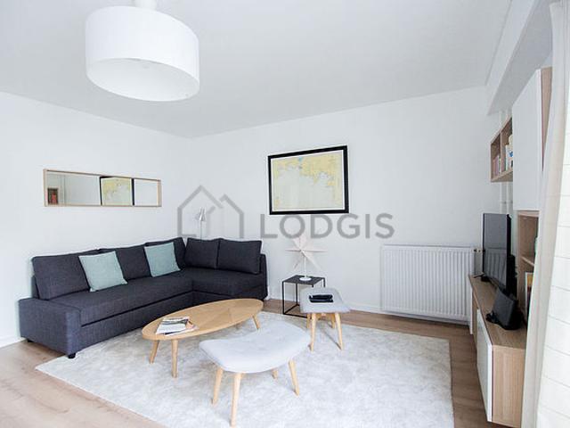 Appartement 1 chambre meublé avec ascenseur, concierge et local à vélos Porte de Versailles Paris 15°