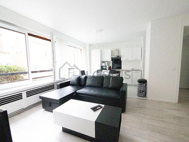 Appartement 1 chambre meublé avec ascenseur, concierge et place de parking en option Ternes Paris 17°
