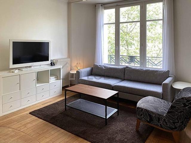 Appartement 1 chambre meublé avec ascenseur et concierge Champs de Mars Paris 7°