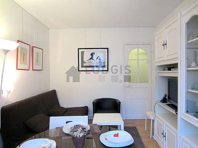 Appartement 1 chambre meublé avec ascenseur et concierge La Motte Picquet Paris 15°