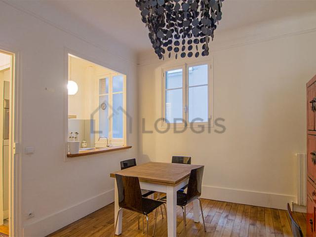 Appartement 1 chambre meublé avec ascenseur et local à vélos La Motte Picquet Paris 15°