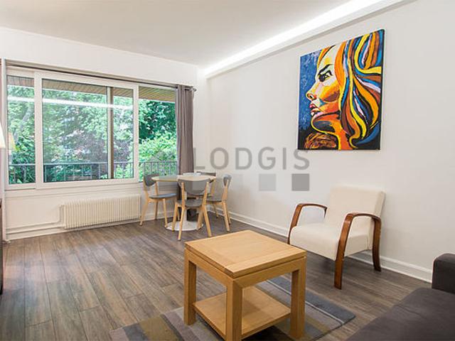 Appartement 1 chambre meublé avec ascenseur et local à vélos Paris 16°