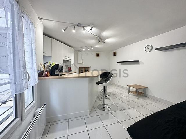 Appartement 1 chambre meublé avec ascenseur La Motte Picquet Paris 15°