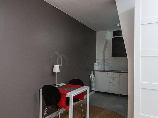 Appartement 1 chambre meublé avec ascenseur Paris 9°