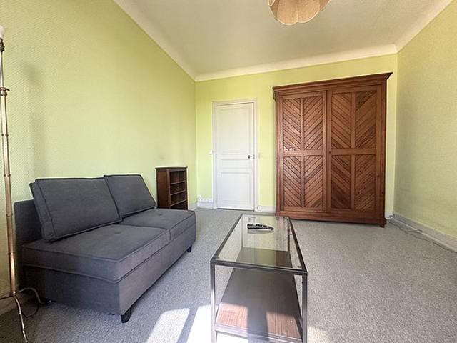 Appartement 1 chambre meublé avec ascenseur Porte de Versailles Paris 15°
