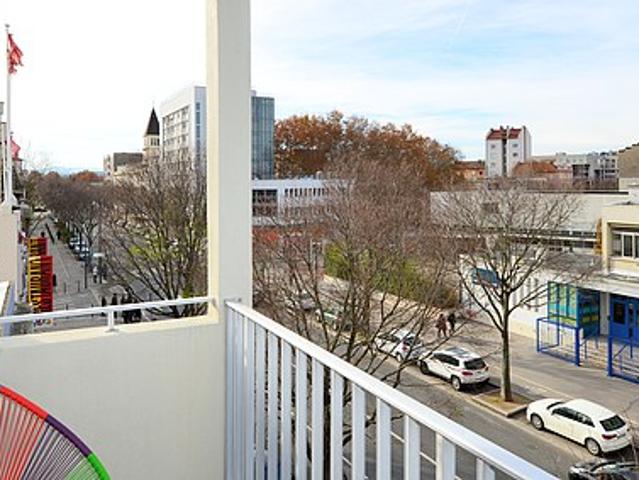 Appartement 1 chambre meublé avec garage, terrasse et ascenseur Lyon 69007