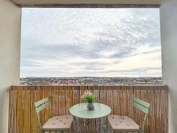 Appartement 1 chambre meublé avec garage, terrasse et ascenseur Sud Ouest de Lyon
