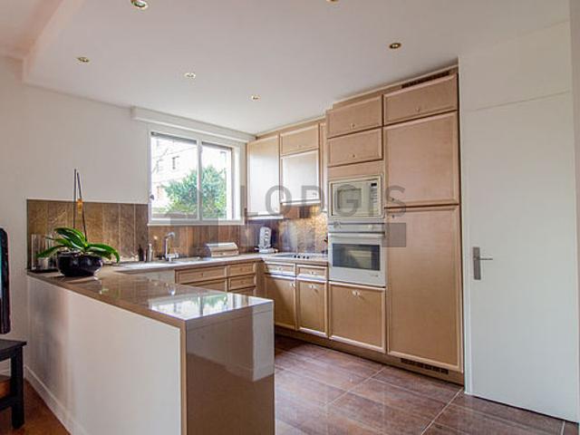 Appartement 1 chambre meublé avec jardin, ascenseur et concierge Neuilly Sur Seine 92200