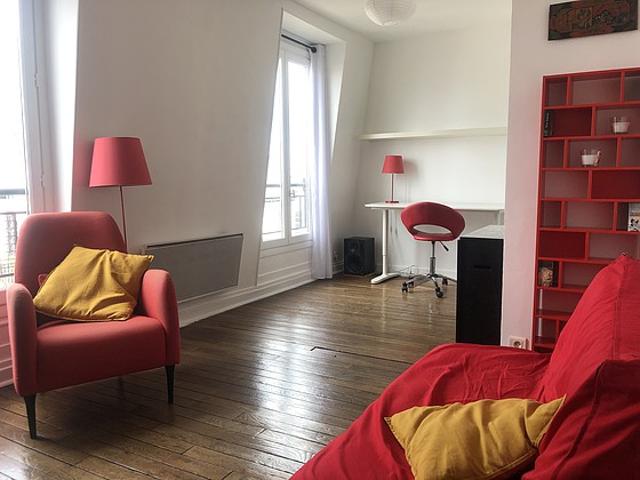 Appartement 1 chambre meublé avec piano et local à vélos Montmartre Paris 18°