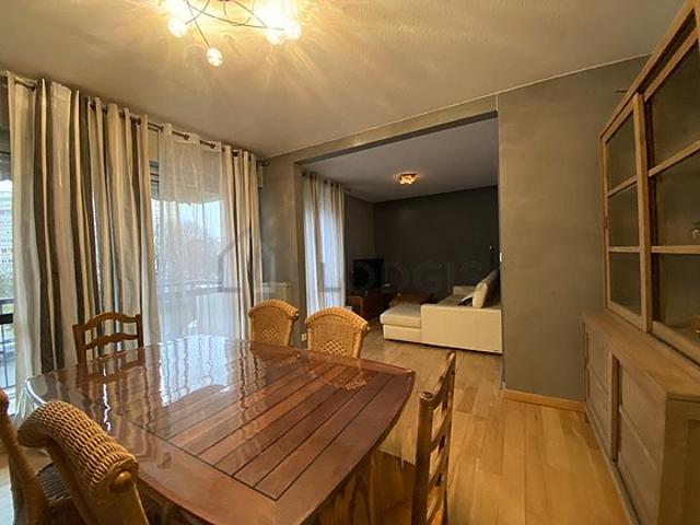 Appartement 1 chambre meublé avec piscine, garage et ascenseur Mérignac 33700