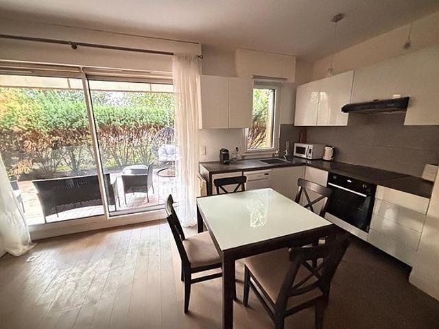 Appartement 1 chambre meublé avec terrasse, ascenseur et cave Neuilly Sur Seine 92200