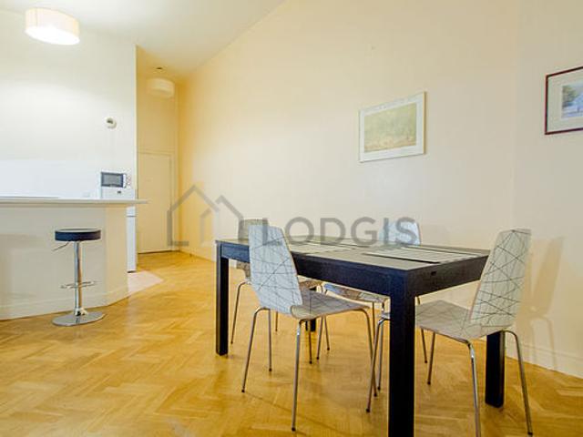Appartement 1 chambre meublé avec terrasse, ascenseur et concierge Grands Boulevards Montorgueil Paris 2°