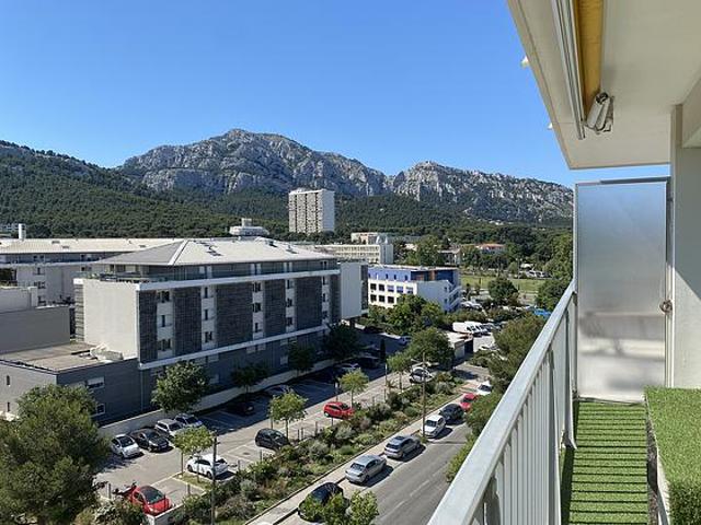 Appartement 1 chambre meublé avec terrasse, ascenseur et concierge Marseille