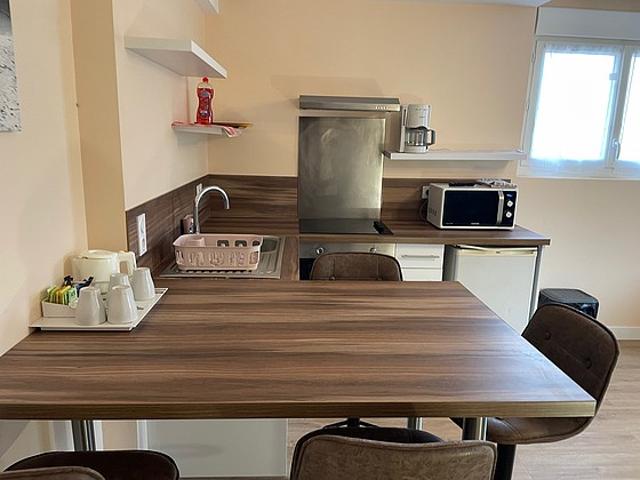 Appartement 1 chambre meublé avec terrasse et place de parking en option Saint Côme De Fresne 14960