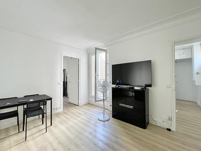Appartement 1 chambre meublé Canal Saint Martin Paris 10°