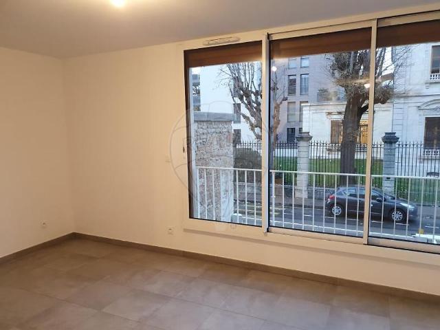 Appartement 1 chambre s à louer