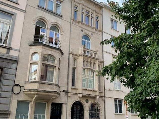 Appartement 1 chambre semi meublé à Ixelles