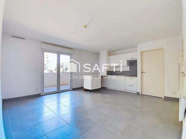 Appartement 1 chambres, Nimes Languedoc 30000 DS101026549