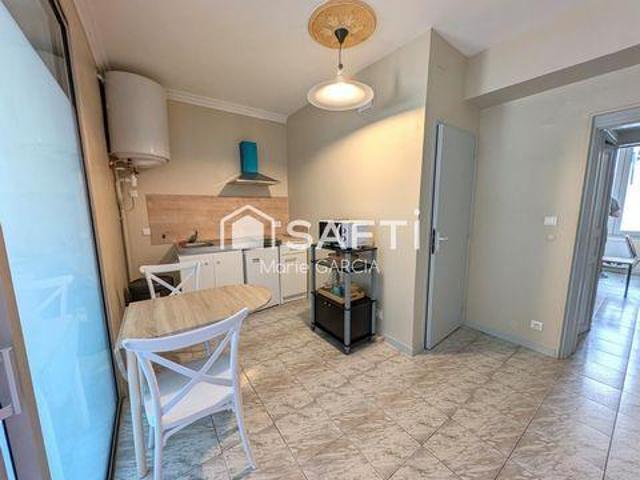 Appartement 1 chambres, Nimes Languedoc 30900 DS103403825
