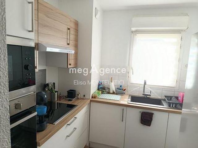 Appartement 1 chambres, Coutras Aquitaine 33230 ES94674788