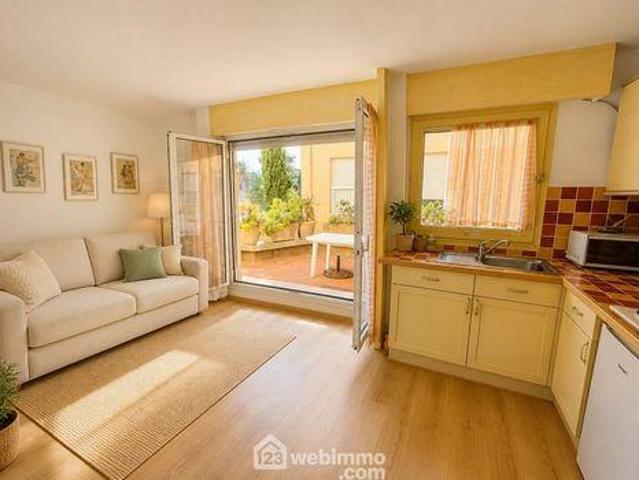 Appartement 1 chambres, Sainte Provence 83120 DLS104145985