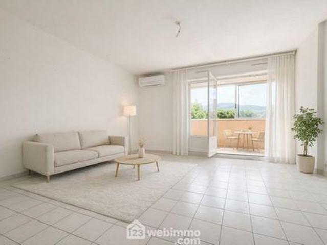 Appartement 1 chambres, Sainte Provence 83120 ES98304131