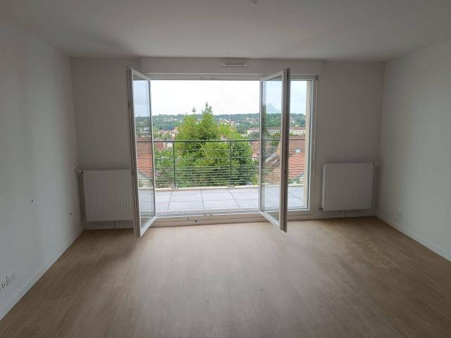 Appartement 1°locataire T3 66m² avec balcon et super vue 1 place de parking XL dans un sous sol couvert et sécurisé