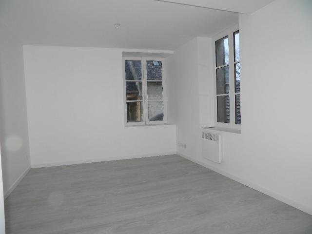 Appartement 1 pièce Magny en Vexin 31.95m² 634€ à louer l'Adresse