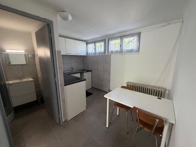Appartement 1 pièce Nantes m² 550€ à louer l'Adresse