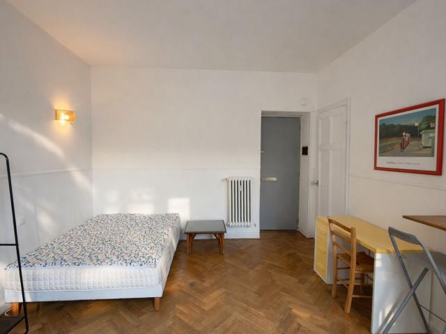 Appartement 1 pièce Nice 22.00m² 930€ à louer l'Adresse