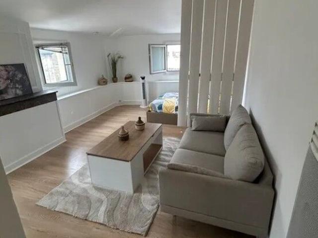 Appartement 1 pièce, à louer à Bordeaux 33000
