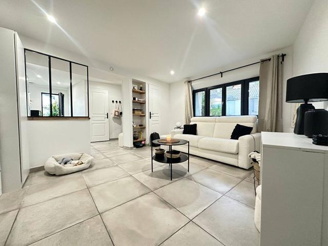 Appartement 1 pièce à louer à Moissy Cramayel Réf. 805593