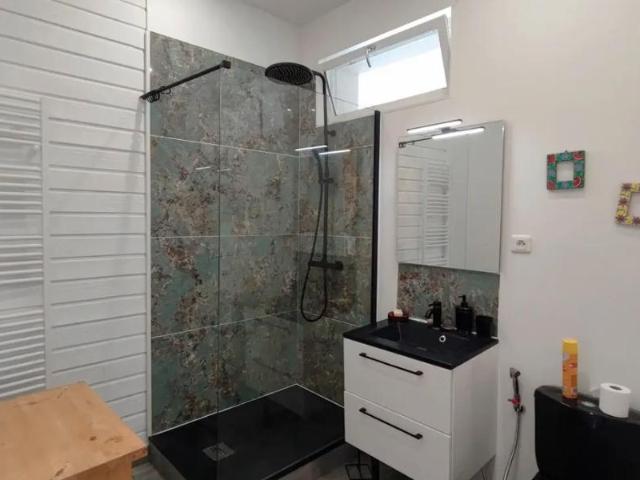 Appartement 1 pièce, à louer à Moulis en Médoc 33480