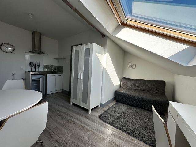 Appartement 1 pièce à louer à Reims 13.55m² | Les Clefs de l'Immobilier