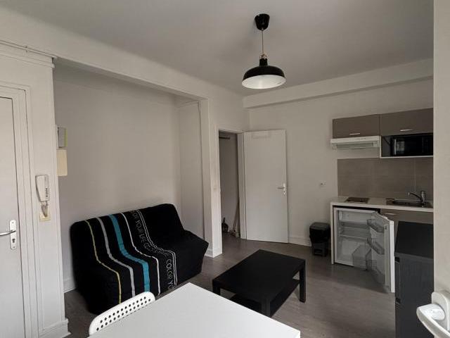 Appartement 1 pièce à louer: Melun