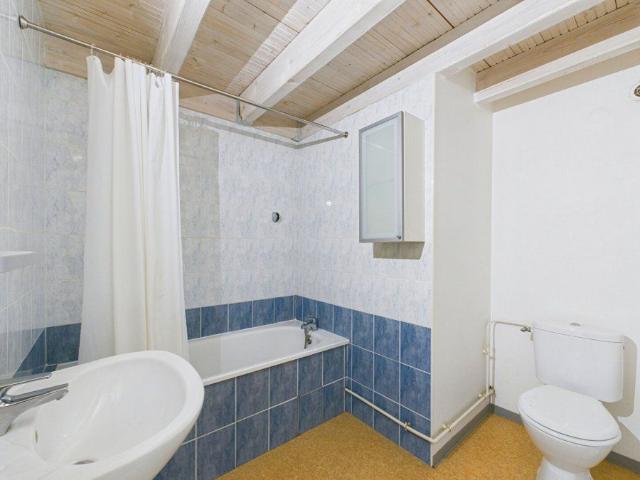 Appartement 1 pièce à Peltre