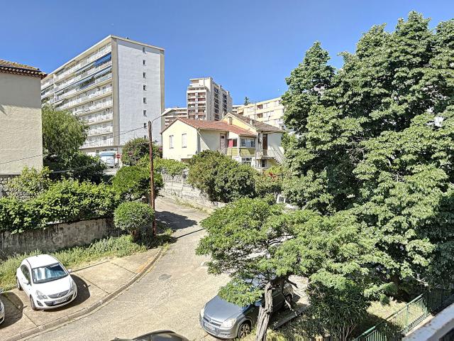 Appartement 1 pièce Ajaccio 36.34m² 554€ à louer