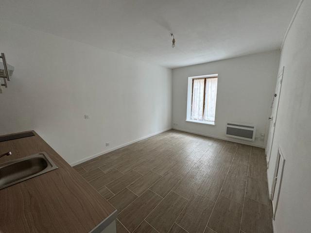 Appartement 1 pièce Blois 17.10m² 370€ à louer l'Adresse