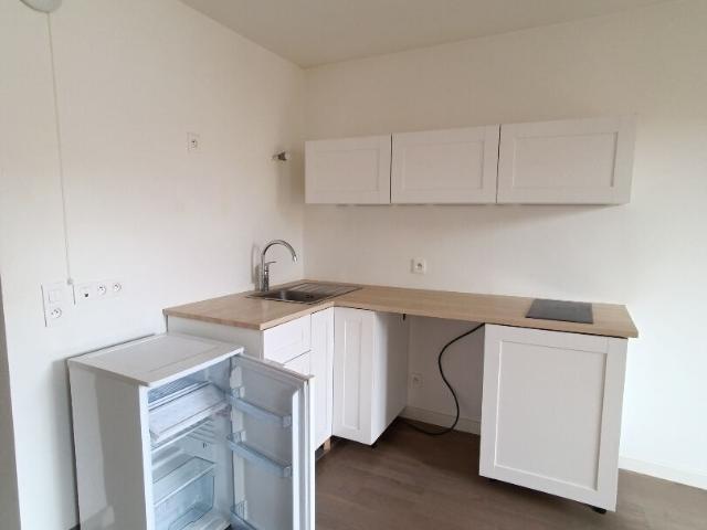 Appartement 1 pièce Châtillon 29.19m² 800€ à louer