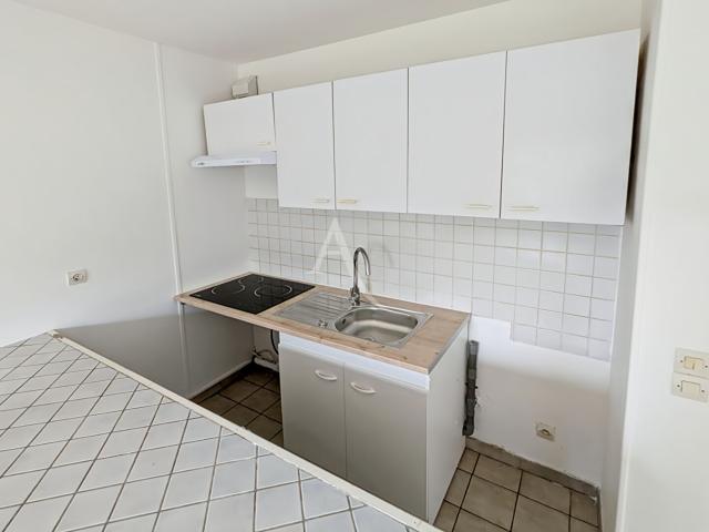 Appartement 1 pièce Chilly Mazarin 24.00m² 650€ à louer l'Adresse