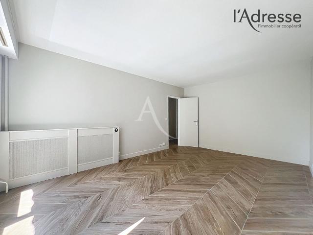 Appartement 1 pièce Courbevoie 36.00m² 1080€ à louer